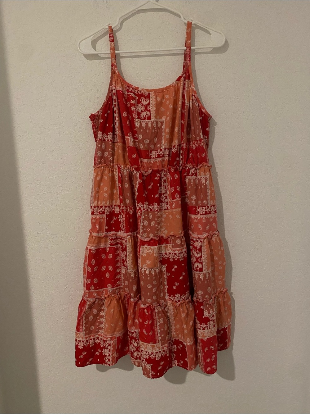 beachlunchlounge Pink & Coral Smocked Detail Maxi - Picture 2 of 7